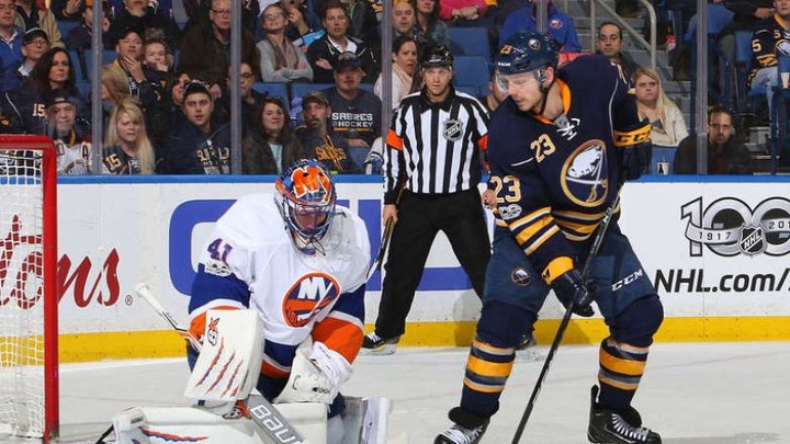 Halák opäť čaroval. Priviedol NY Islanders k víťazstvu v Buffale